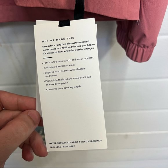 NWT Lululemon Packable Water-Repellent Jacket - Brier Rose - Picture 14 of 16